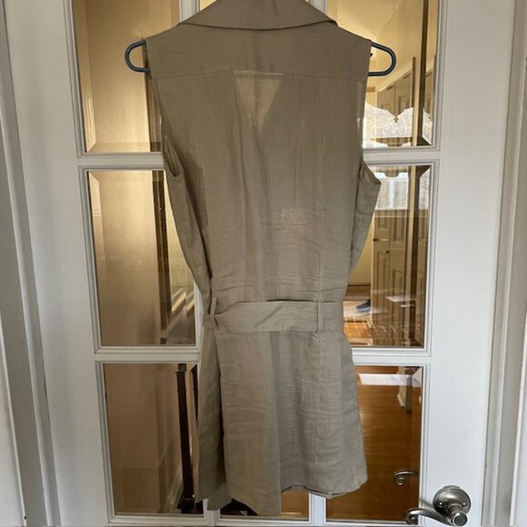 Beige linen sleeveless jacket - Picture 2 of 3